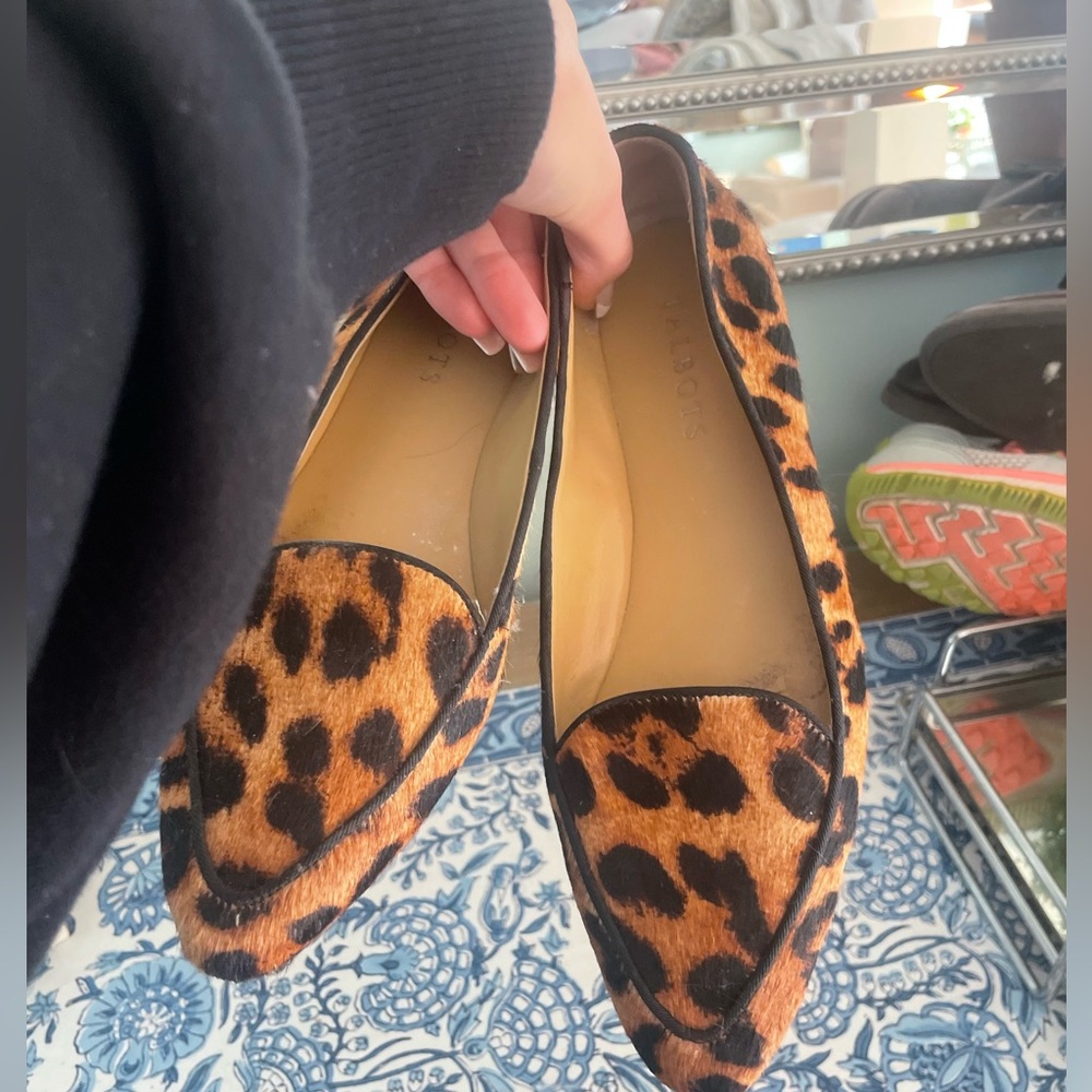 cheetah slip on